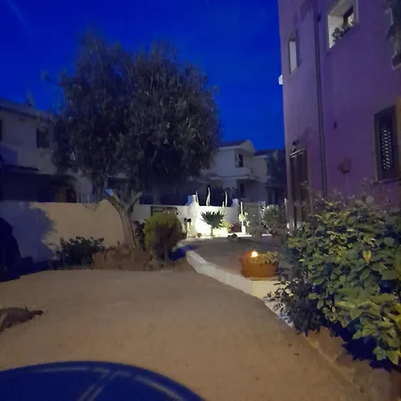 Alojamento de Acomodação e Pequeno-almoço La Fortezza & Appartament Castelsardo