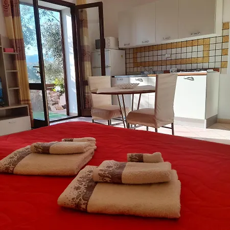 La Fortezza & Appartament Bed and breakfast