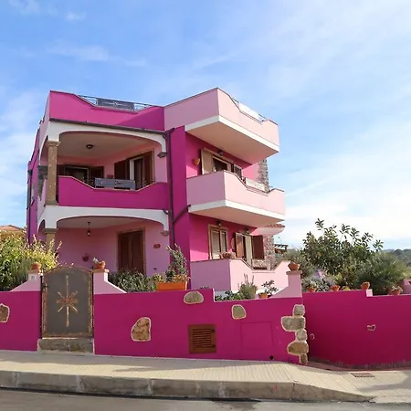 Alojamento de Acomodação e Pequeno-almoço La Fortezza & Appartament