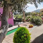 B&B La Fortezza & Appartament 카스텔사르도