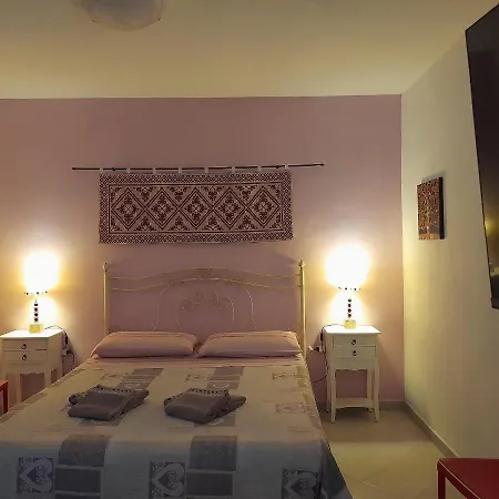 La Fortezza & Appartament Bed and Breakfast