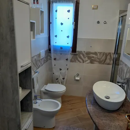La Fortezza & Appartament 4* Кастельсардо
