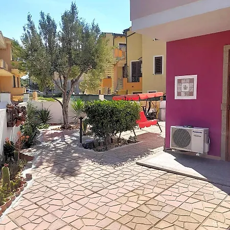 Oda ve Kahvaltı La Fortezza & Appartament 4*