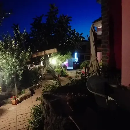 فندق مبيت وإفطار La Fortezza & Appartament