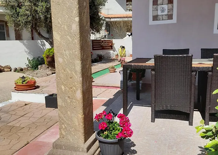 La Fortezza & Appartament Bed & Breakfast