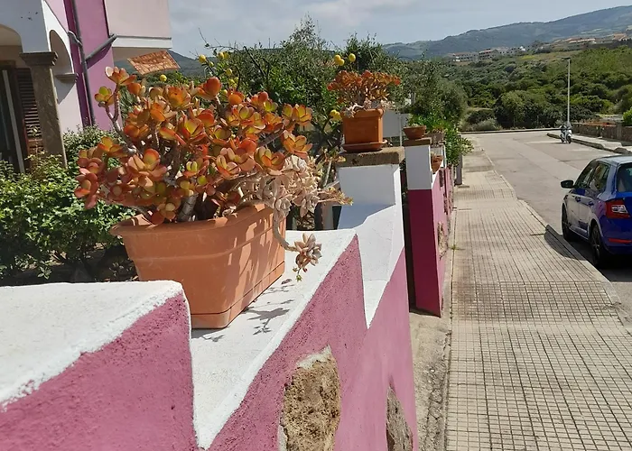 Bed & Breakfast La Fortezza & Appartament 4*