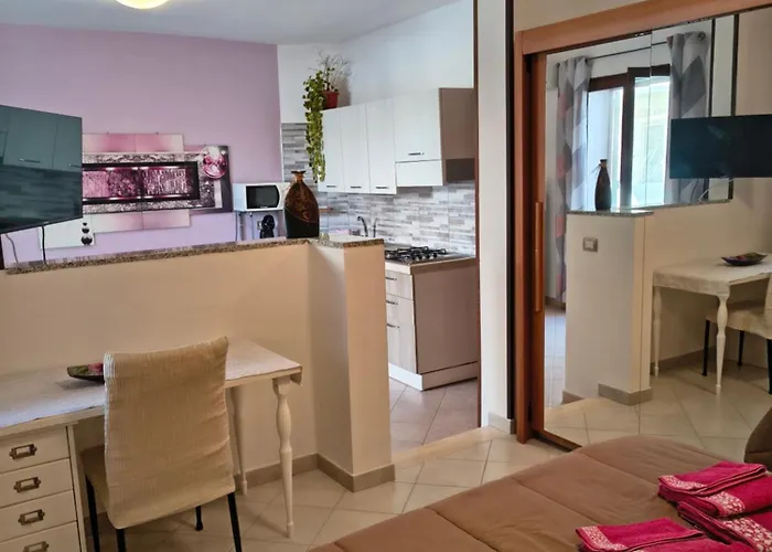 Bed & Breakfast La Fortezza & Appartament 4*