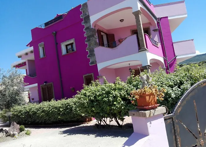 La Fortezza & Appartament Bed & Breakfast