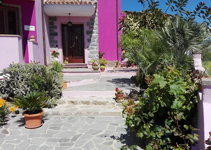 La Fortezza & Appartament Bed & Breakfast 4*